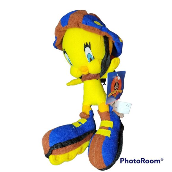 NWT WB LOONEY TUNES "TWEETY" Stuffed Skater - Picture 1 of 5